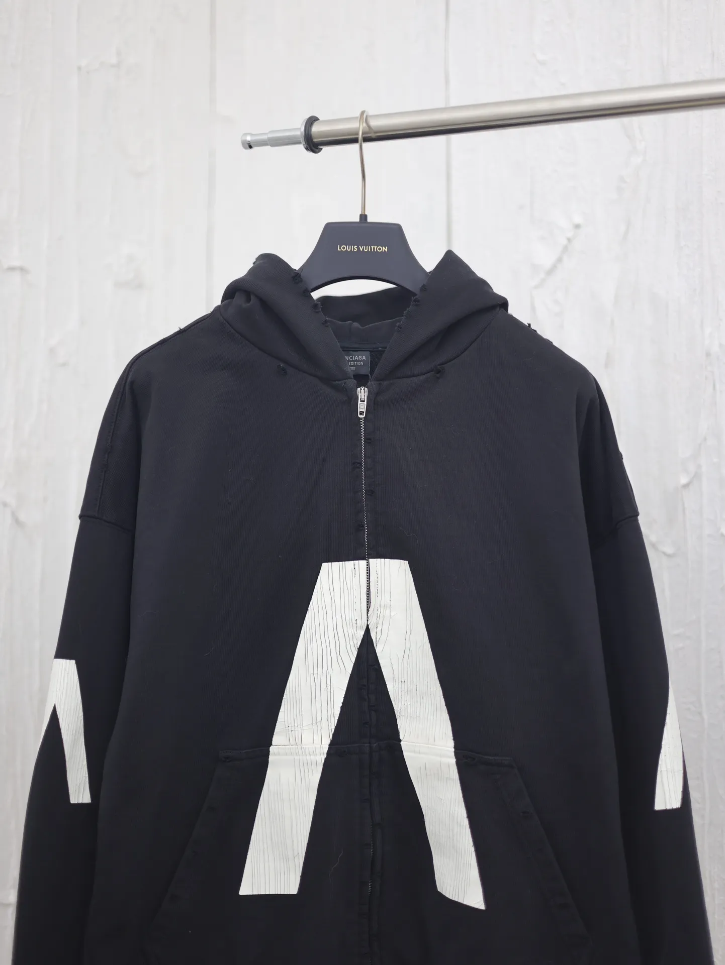 Balenciag*/ BLCG V YB ！ 480g， ， ， ， Gray 。 ， 。 ， ， ， 。 ， ， 。 ， Silver ， Size：S/M/L